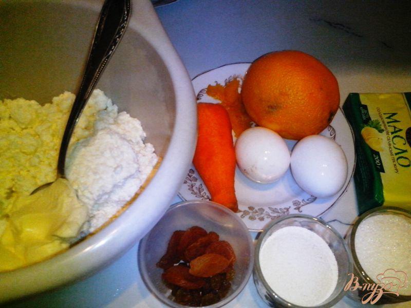 Фото приготовление рецепта: Творожная запеканка с морковью и сухофруктами в мультиварке-скороварке шаг №1