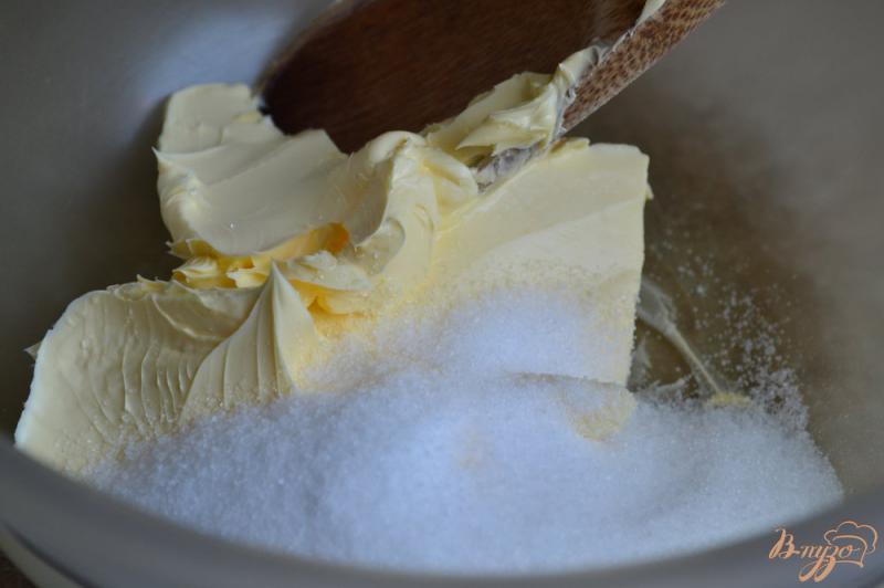 Фото приготовление рецепта: Лимонные кексы с черникой шаг №1