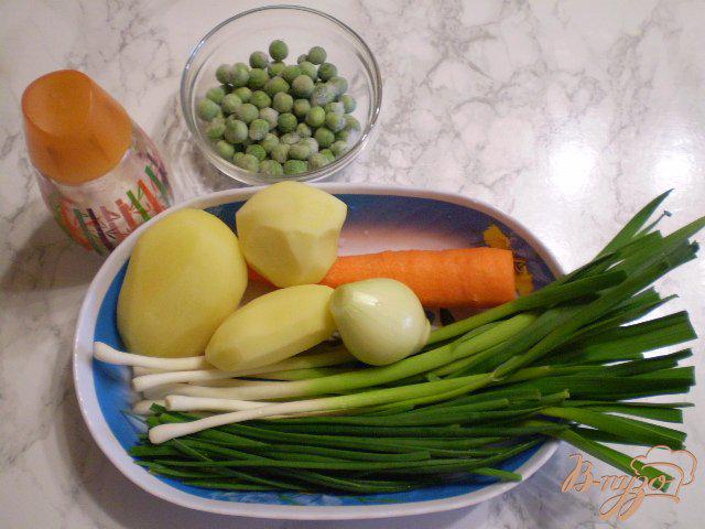 Фото приготовление рецепта: Легкий суп диетический с зеленым горошком шаг №1