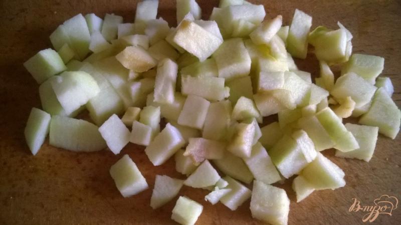 Фото приготовление рецепта: Рулет с яблоками со слоеного теста шаг №1