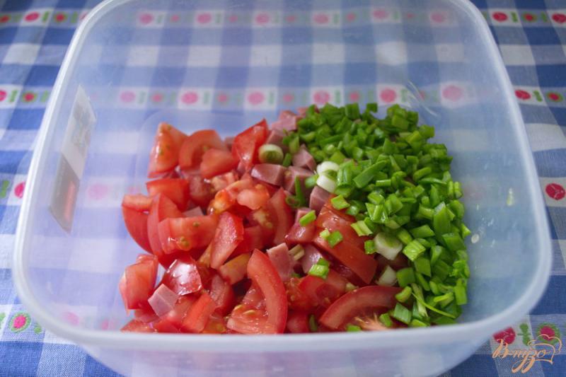 Фото приготовление рецепта: Маковый салат с ветчиной шаг №3