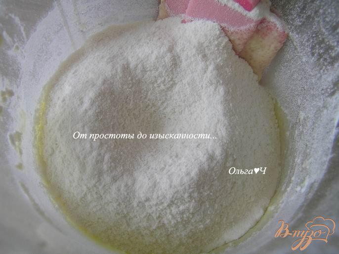 Фото приготовление рецепта: Творожные кексы с кокосовой стружкой шаг №3