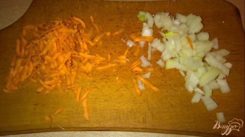 Фото приготовление рецепта: Тушеный картофель с грибами шаг №3