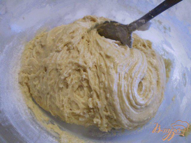 Фото приготовление рецепта: Пирог на меду из одуванчиков шаг №7