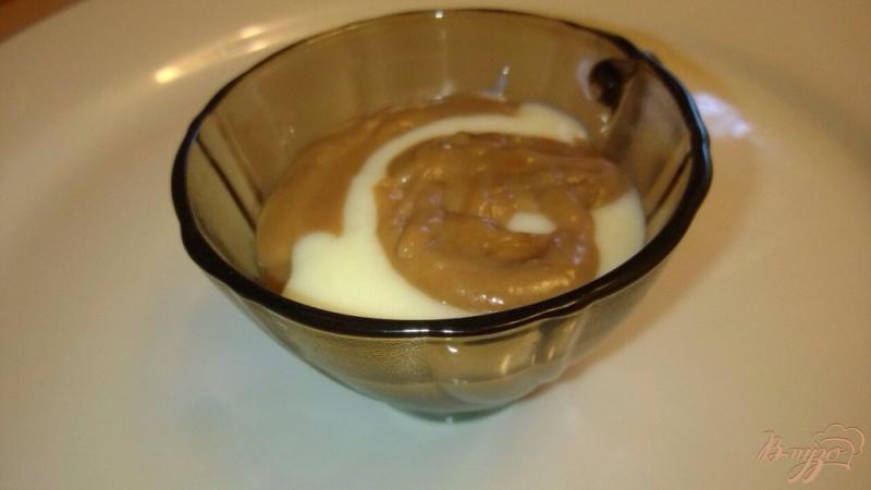 Фото приготовление рецепта: Ванильно-шоколадный пудинг шаг №4