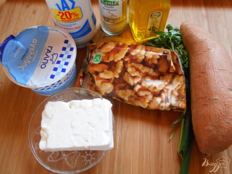 Фото приготовление рецепта: Закуска из сыра феты на батате шаг №1