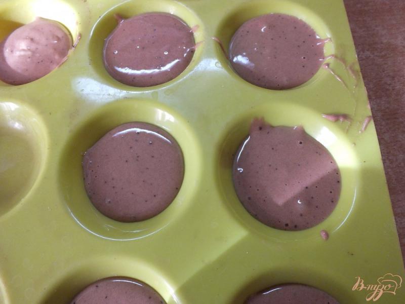 Фото приготовление рецепта: Мягкое шоколадное печенье шаг №6