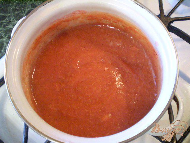 Фото приготовление рецепта: Соус из ягод клубники шаг №8