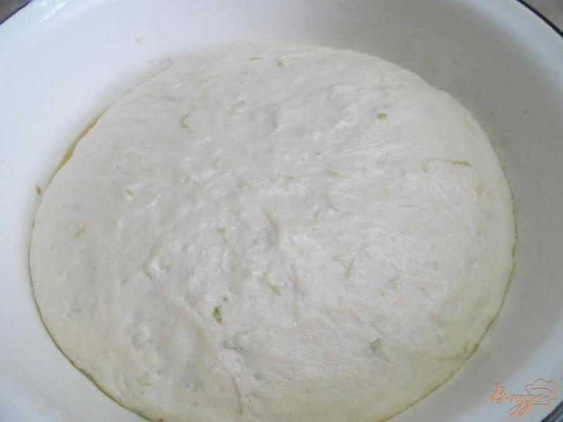 Фото приготовление рецепта: Хлеб с кабачком и горчицей шаг №6