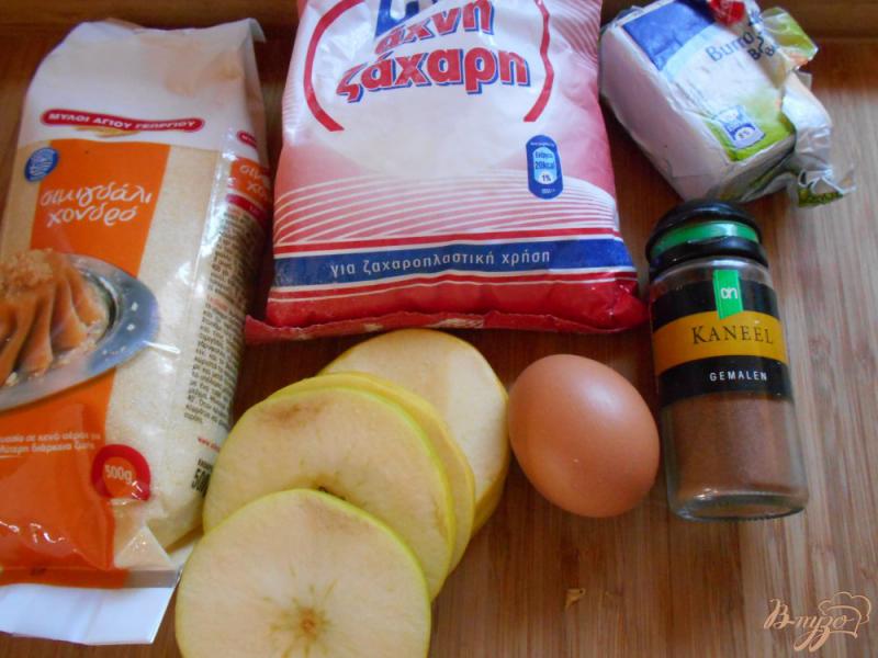 Фото приготовление рецепта: Яблоки в панировке с мороженым шаг №1