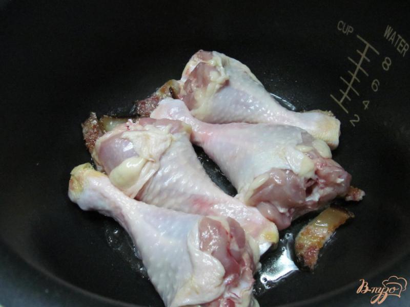 Фото приготовление рецепта: Куриные ножки в мультиварке шаг №3