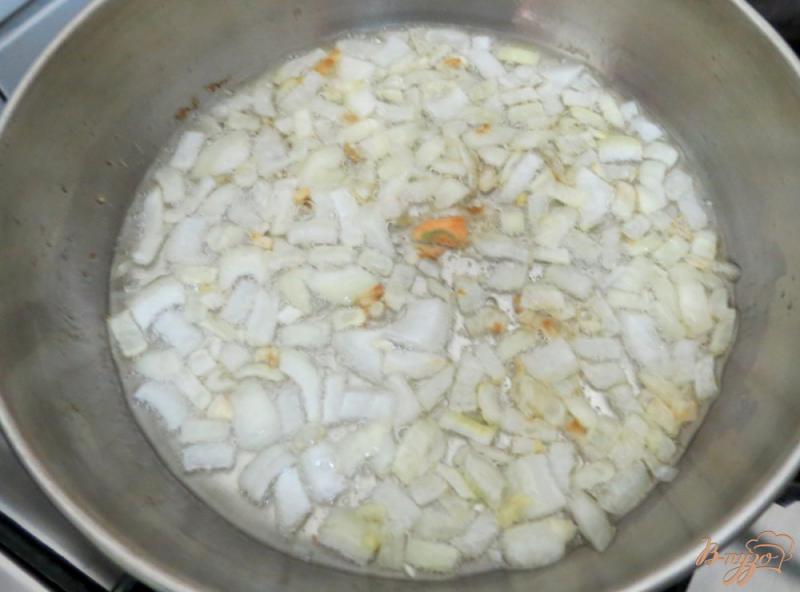 Фото приготовление рецепта: Запеканка из молодой капусты и куриного мяса шаг №4