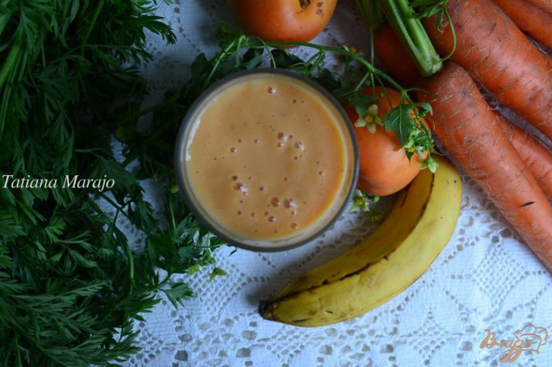 Фото приготовление рецепта: Смузи морковный с абрикосами и имбирем шаг №5
