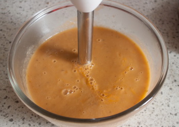 Суп-пюре из печеных баклажанов