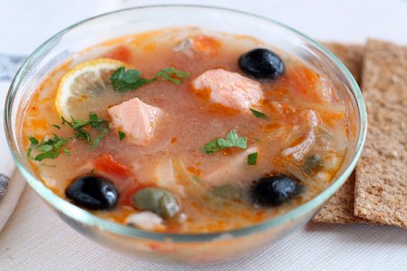 Рыбная солянка с семгой Рыбная солянка с семгой