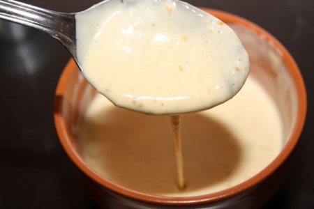 Куриные крылышки с медово-горчичным соусом Куриные крылышки с медово-горчичным соусом