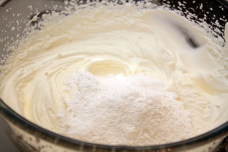 Миндальный пирог с клубникой Миндальный пирог с клубникой