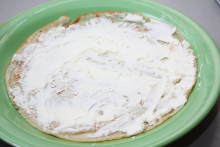 Канапе из блинов на шпажках Канапе из блинов на шпажках