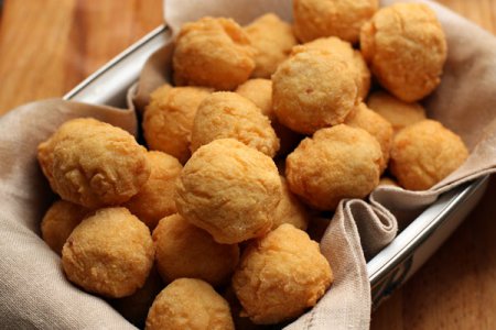 Сочные и хрустящие куриные крокеты Сочные и хрустящие куриные крокеты