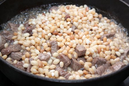 Пряное мясо с фасолью Пряное мясо с фасолью