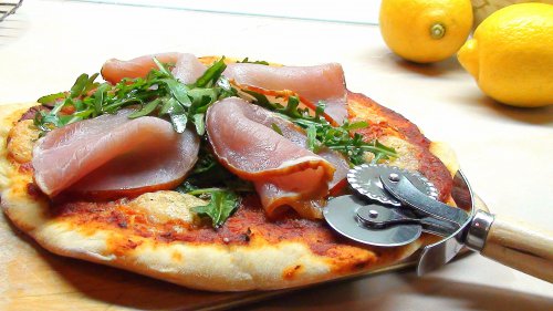 Pizza Margherita. Новый взгляд на Маргариту! Pizza Margherita. Новый взгляд на Маргариту!