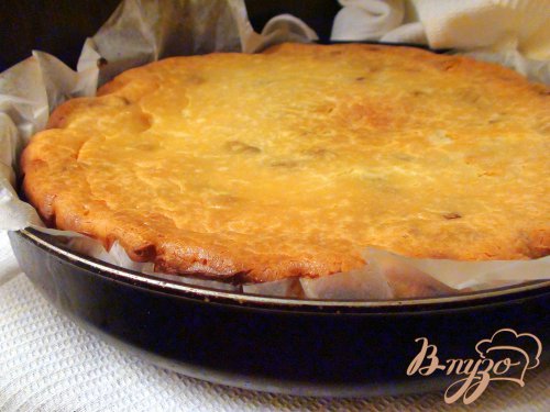 Творожная запеканка с изюмом и сметанным соусом. Классика жанра. Творожная запеканка с изюмом и сметанным соусом. Классика жанра.