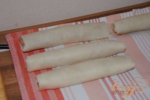 Трубочки хрустящие с мясной начинкой Трубочки хрустящие с мясной начинкой