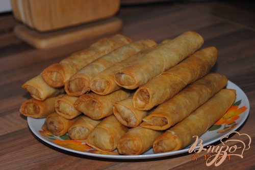 Трубочки хрустящие с мясной начинкой Трубочки хрустящие с мясной начинкой