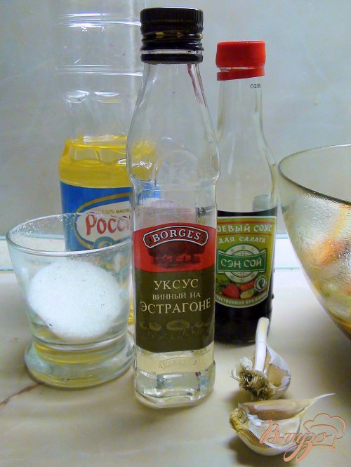 Острый овощной салат с куриными желудками. Острый овощной салат с куриными желудками.