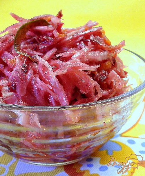 Быстро маринованная капуста со свеклой, морковкой и сладким перцем. Быстро маринованная капуста со свеклой, морковкой и сладким перцем.