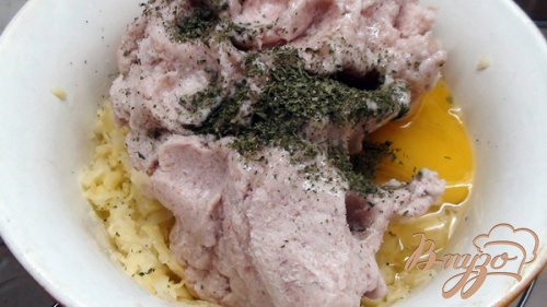 Куриные котлеты с картофелем и морковью. Диетическое блюдо для деток и взрослых. Куриные котлеты с картофелем и морковью. Диетическое блюдо для деток и взрослых.