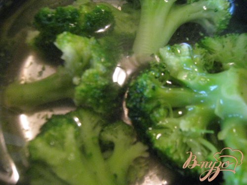 Куриные грудки, фаршированные брокколи и сыром Куриные грудки, фаршированные брокколи и сыром