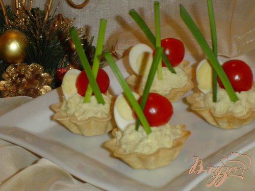 Тарталетки с куриным муссом Тарталетки с куриным муссом