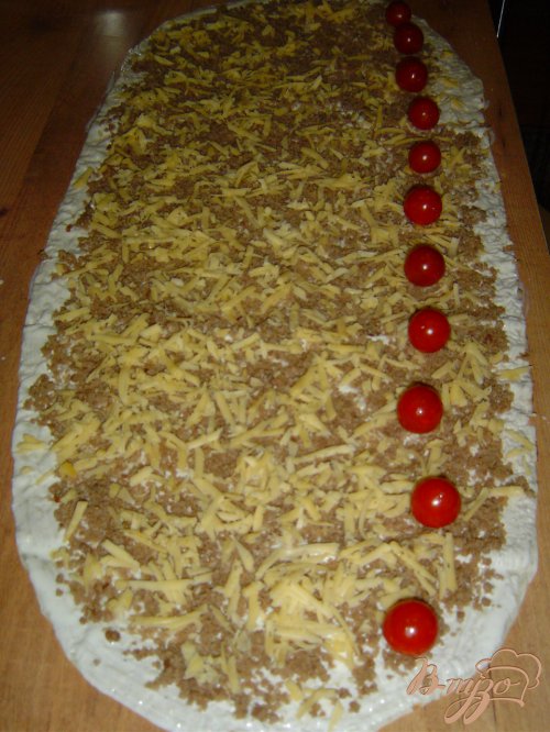 Пирог из лаваша с мясом, сыром, помидорами -черри Пирог из лаваша с мясом, сыром, помидорами -черри
