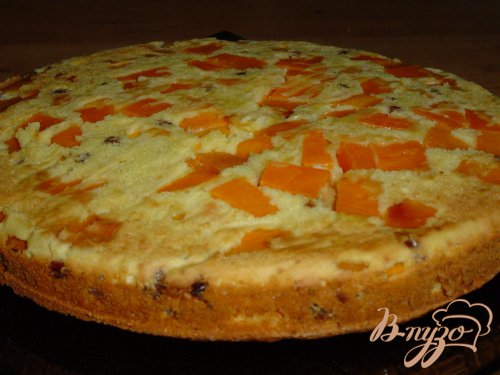 Шарлотка с тыквой и изюмом Шарлотка с тыквой и изюмом