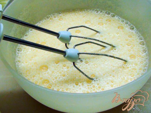 Шоколадно-твороженный кекс с изюмом и орехами. Шоколадно-твороженный кекс с изюмом и орехами.
