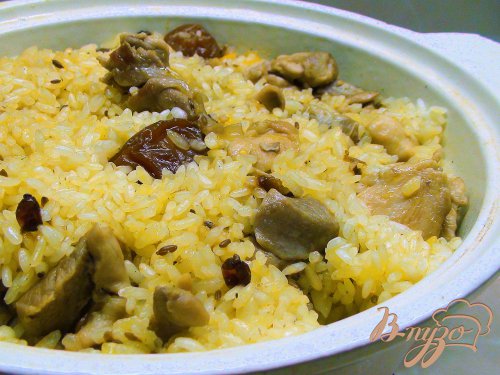 Курица с рИсом, алычой и барбарИсом. По мотивам блюда «плов с курицей». Курица с рИсом, алычой и барбарИсом. По мотивам блюда «плов с курицей».