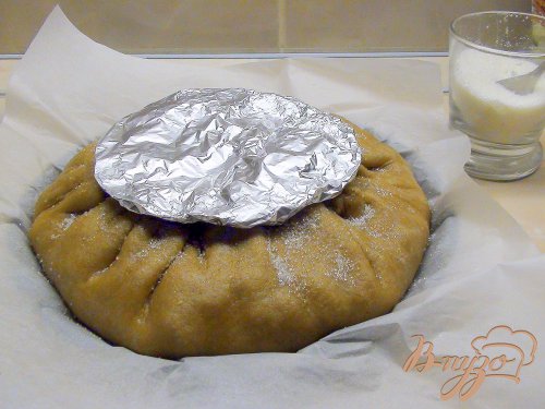 Галета из цельнозерновой муки с фруктовым ассорти и пряностями. Галета из цельнозерновой муки с фруктовым ассорти и пряностями.