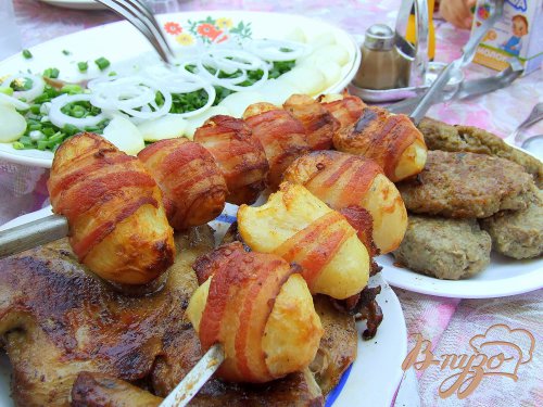 Картофель в беконе. Шашлык из картошки как гарнир или самостоятельное блюдо. Картофель в беконе. Шашлык из картошки как гарнир или самостоятельное блюдо.