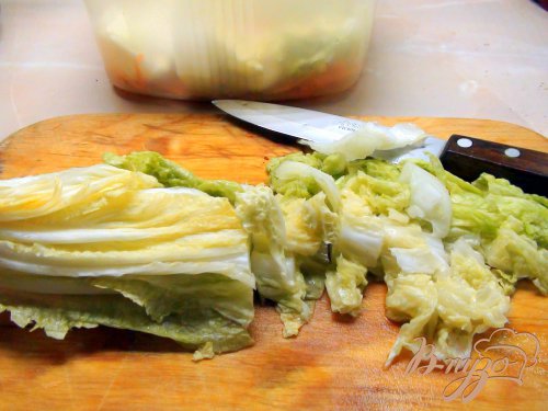 Острая закуска из пекинской капусты, по мотивам Ким-чи. Острая закуска из пекинской капусты, по мотивам Ким-чи.