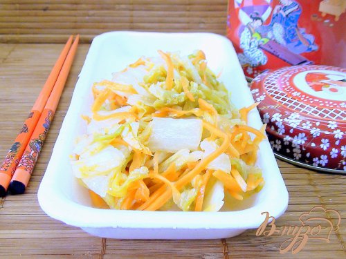 Острая закуска из пекинской капусты, по мотивам Ким-чи. Острая закуска из пекинской капусты, по мотивам Ким-чи.