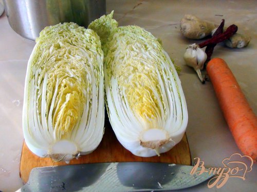 Острая закуска из пекинской капусты, по мотивам Ким-чи. Острая закуска из пекинской капусты, по мотивам Ким-чи.