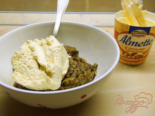 Профитроли из ржаной муки с грибной начинкой. Профитроли из ржаной муки с грибной начинкой.