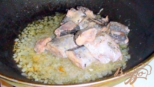 Паста с рыбными консервами, быстрый и очень вкусный вариант. Паста с рыбными консервами, быстрый и очень вкусный вариант.
