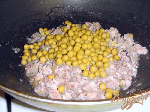 Паста с рыбными консервами, быстрый и очень вкусный вариант. Паста с рыбными консервами, быстрый и очень вкусный вариант.