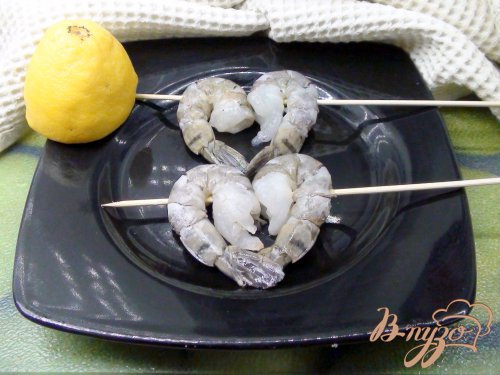 Картофельный суп-пюре с креветками. Картофельный суп-пюре с креветками.