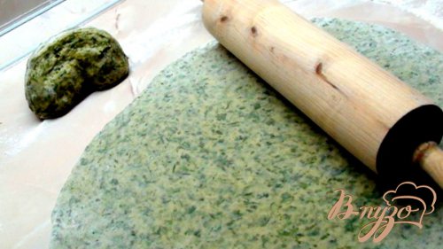 Домашняя чесночно-шпинатная лапша под чесночно-медовым соусом (с креветками). Домашняя чесночно-шпинатная лапша под чесночно-медовым соусом (с креветками).