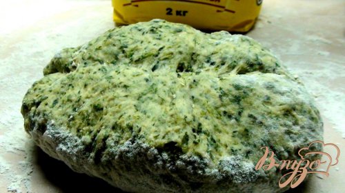 Домашняя чесночно-шпинатная лапша под чесночно-медовым соусом (с креветками). Домашняя чесночно-шпинатная лапша под чесночно-медовым соусом (с креветками).