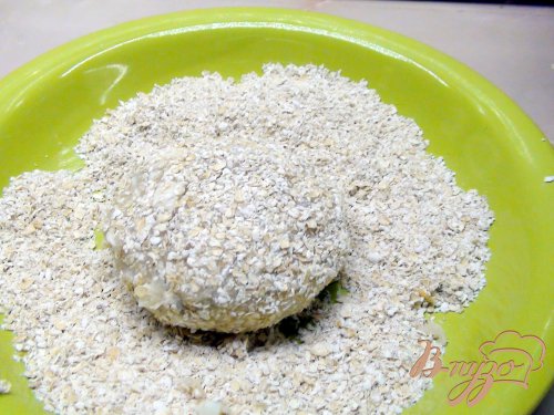 Рыбные котлеты из трески с геркулесом и варёным яйцом. Рыбные котлеты из трески с геркулесом и варёным яйцом.