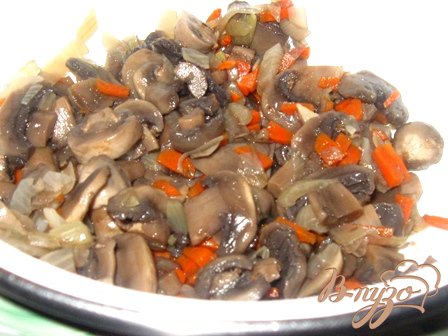 Котлеты с грибами в сметанно-молочном соусе